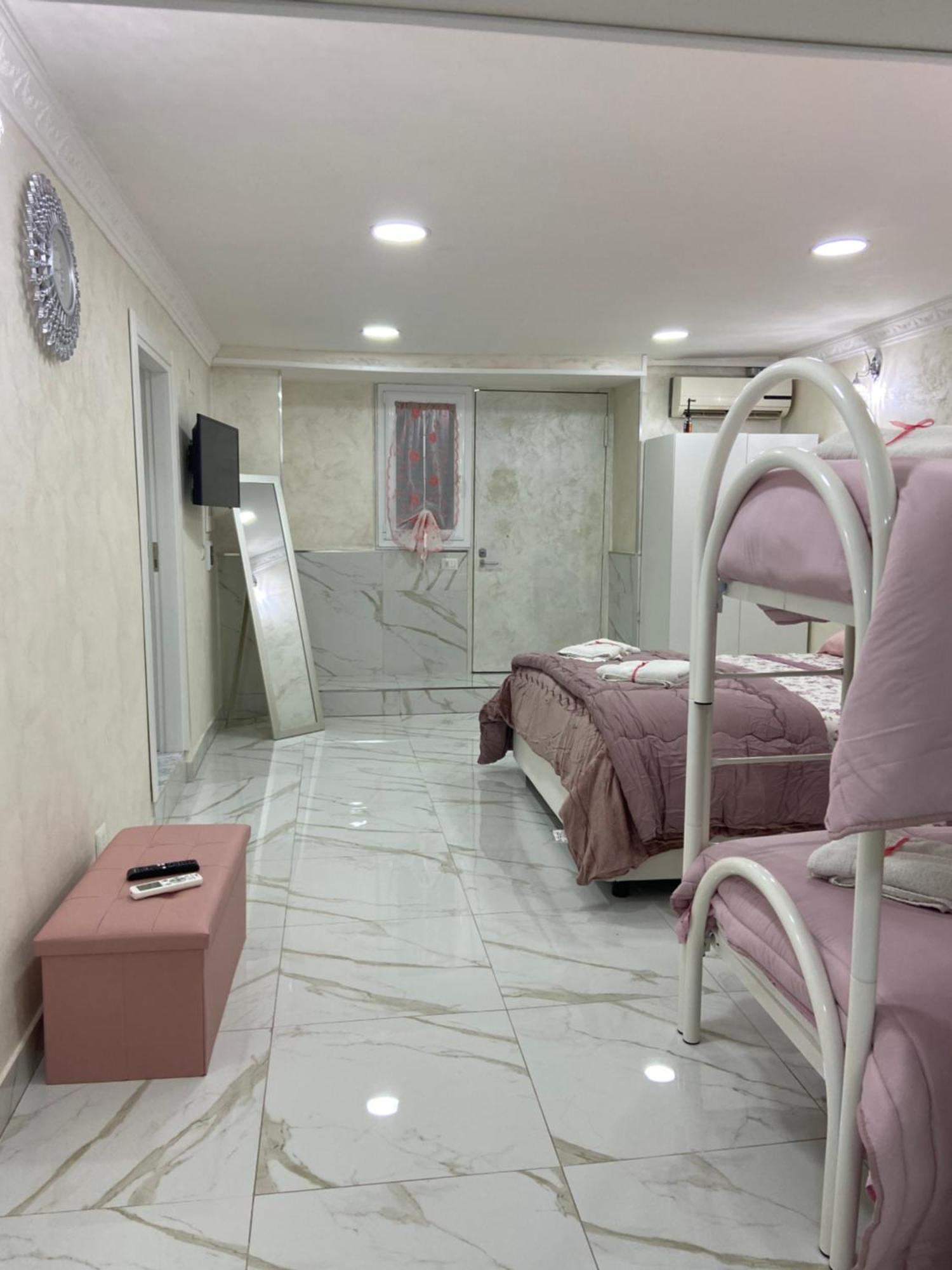 Blessing House Apartman Nápoly Kültér fotó