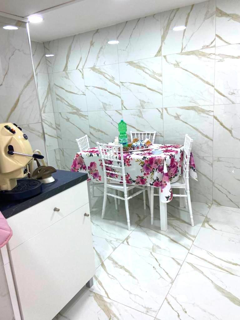 Blessing House Apartman Nápoly Kültér fotó
